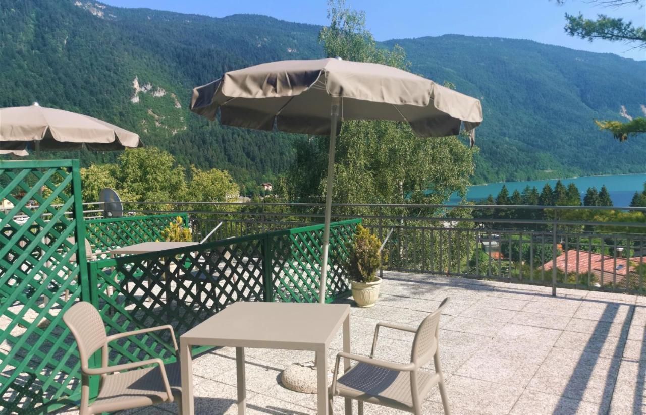 Hotel Miramonti Molveno Buitenkant foto