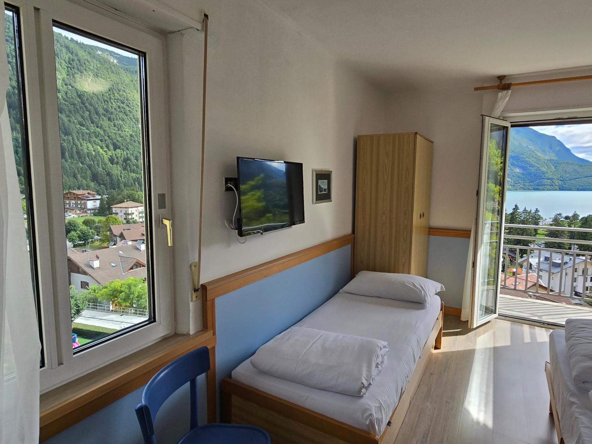 Hotel Miramonti Molveno Buitenkant foto