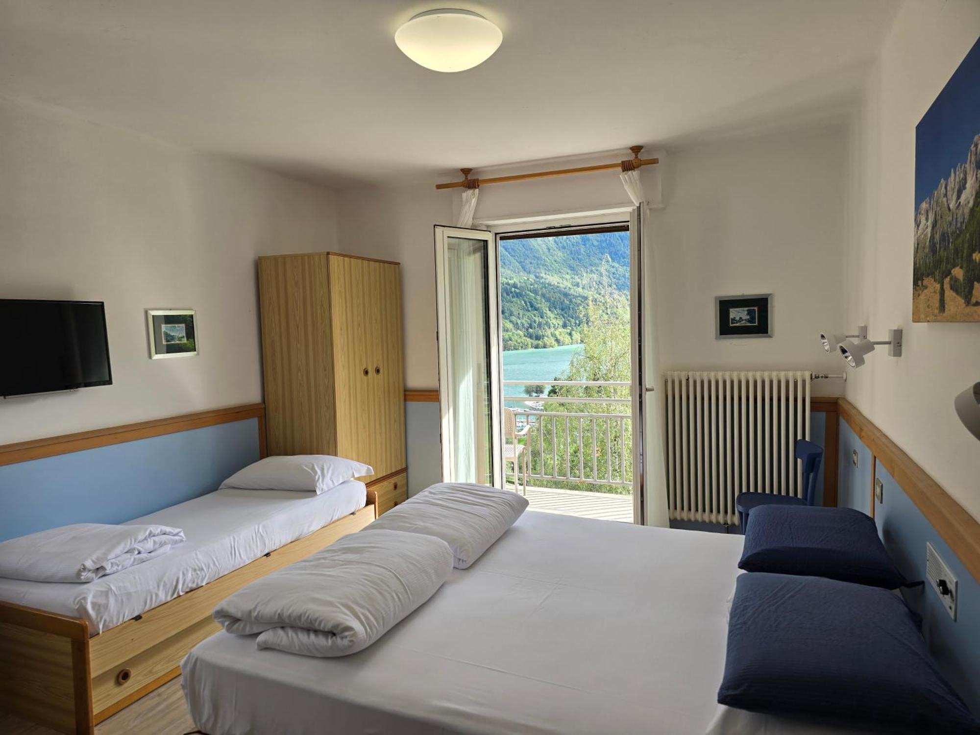 Hotel Miramonti Molveno Buitenkant foto