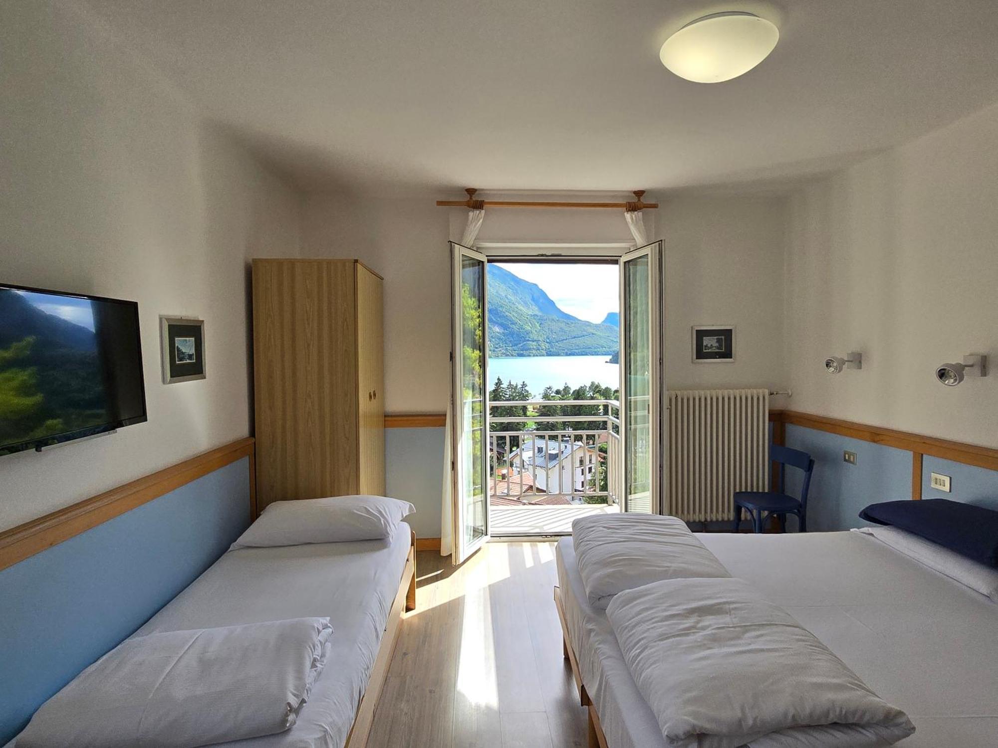 Hotel Miramonti Molveno Buitenkant foto