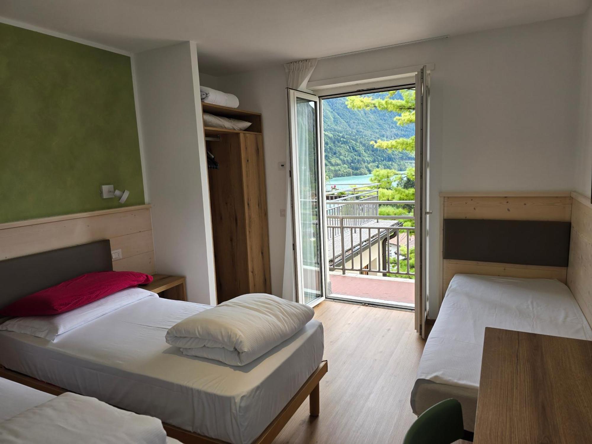 Hotel Miramonti Molveno Buitenkant foto